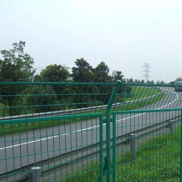 公路护栏网的安装流程